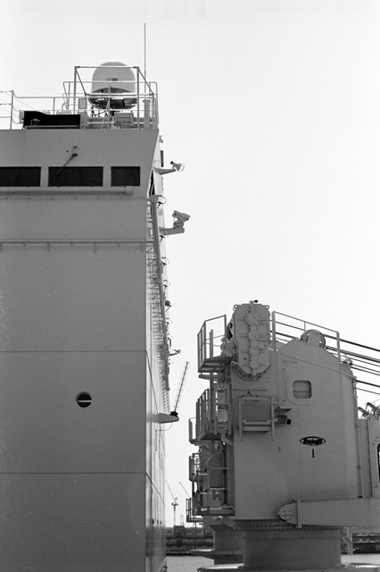 Uʐ^Ao f-2009.07.26Yokohama-IIIf-Summicron50mmF2-ACROS100-004.jpg 2009.07.26<BR>l<BR>Vf Summicron50/2<BR>ACROS100 D76 1:1