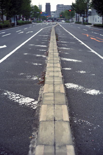 Uʐ^Ao f-2009.08.23Yokohama-IIIf-Summicron50mmF2-EKTAR100-101.jpg 2009.08.23<BR>l<BR>Vf Summicron50/2<BR>Ektar100