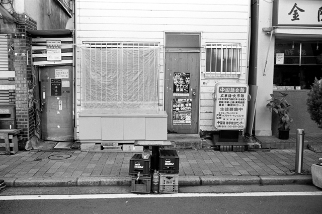 Uʐ^Ao f-2009.11.15Yokohama-IIIf-Summicron35mmF2-Y2-ACROS100-010.jpg 2009.11.15<BR>l<BR>Vf Summicron35/2 Y2<BR>ACROS100 D76 1:1