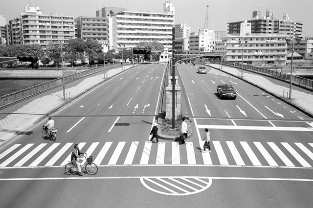 Uʐ^Ao f-2010.05.02Tsurumi-Asano-Ikon-Biogon35mmF2.8-ACROS100-101.jpg 2010.05.02-04<BR>ߌEEqE_ސ<BR>IKON Biogon35/2.8<BR>ACROS100 D76 1:1