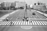 2010.05.02Tsurumi Asano Ikon Biogon35mmF2.8 ACROS100 101 お散歩写真アルバム 2010.05.02-04 鶴見・浅野・子安・神奈川 IKON Biogon35/2.8 ACROS100 D76 1:1