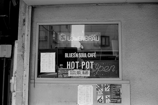 Uʐ^Ao f-2011.05.02Yokohama-Ikon-NOKTON35mmF1.2-400TX-003.jpg 2011.05.02<BR>l<BR>IKON NOKTON35/1.2<BR>400TX D76 1:1