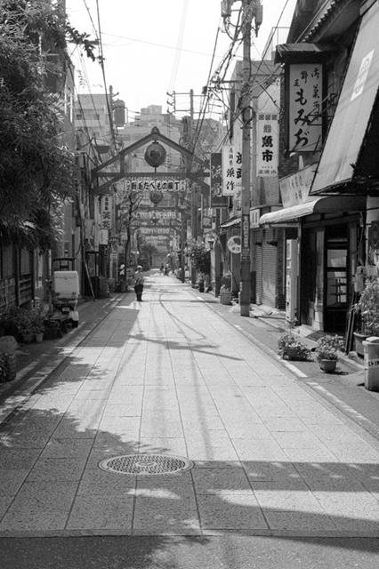 Uʐ^Ao f-2013.06.23Yokohama-M4-Summaron35mmF3.5-BW400CN-009.jpg 2013.06.23<BR>l<BR>M4 Summaron35/3.5<BR>BW400CN