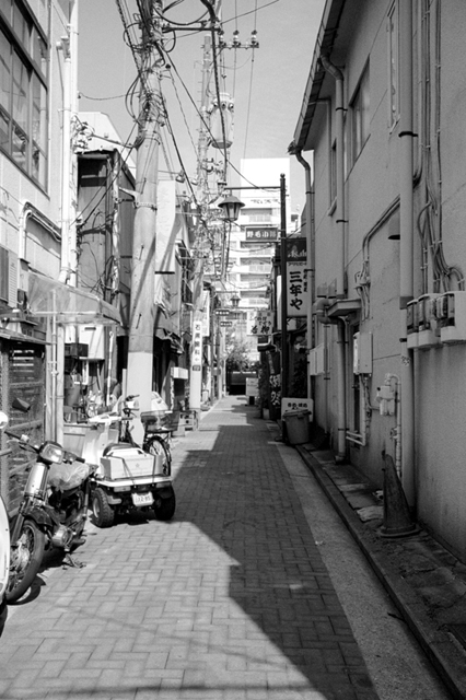 Uʐ^Ao f-2013.06.23Yokohama-M4-Summaron35mmF3.5-BW400CN-017.jpg 2013.06.23<BR>l<BR>M4 Summaron35/3.5<BR>BW400CN