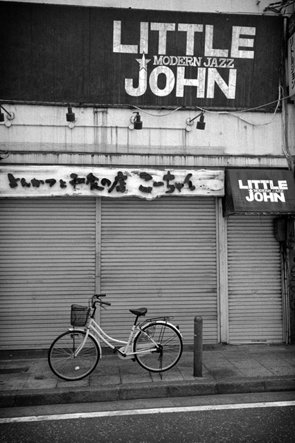 Uʐ^Ao f-2013.06.29Yokohama-Summaron35mmF3.5-BW400CN-01.jpg 2013.06.29<BR>l<BR>IKON Summaron35/3.5<BR>BW400CN