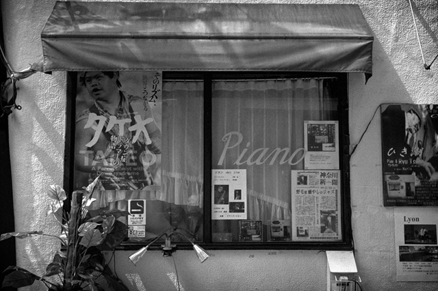 Uʐ^Ao f-2013.06.29Yokohama-Summaron35mmF3.5-BW400CN-04.jpg 2013.06.29<BR>l<BR>IKON Summaron35/3.5<BR>BW400CN