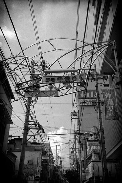 Uʐ^Ao f-2013.06.29Yokohama-Summaron35mmF3.5-BW400CN-10.jpg 2013.06.29<BR>l<BR>IKON Summaron35/3.5<BR>BW400CN