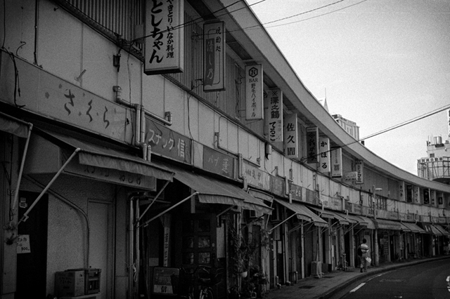 Uʐ^Ao f-2013.06.29Yokohama-Summaron35mmF3.5-BW400CN-19.jpg 2013.06.29<BR>l<BR>IKON Summaron35/3.5<BR>BW400CN