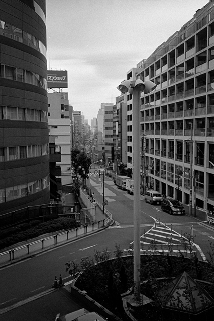 Uʐ^Ao f-2013.07.06Ebisu-IKON-Summaron35mmF3.5-400TX-006.jpg 2013.07.06<BR><BR>IKON Summaron35/3.5<BR>400TX D76 1:1