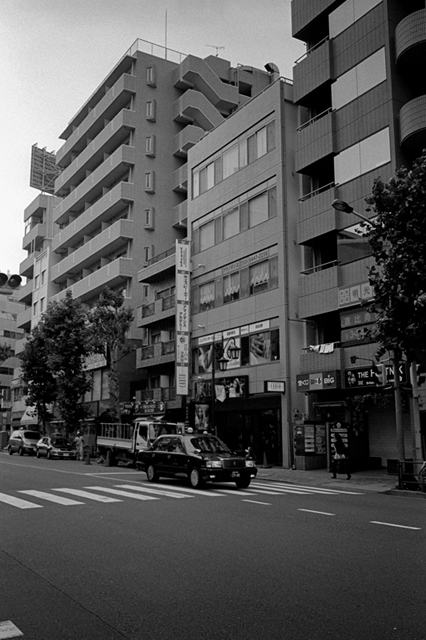 Uʐ^Ao f-2013.07.06Ebisu-IKON-Summaron35mmF3.5-400TX-014.jpg 2013.07.06<BR><BR>IKON Summaron35/3.5<BR>400TX D76 1:1