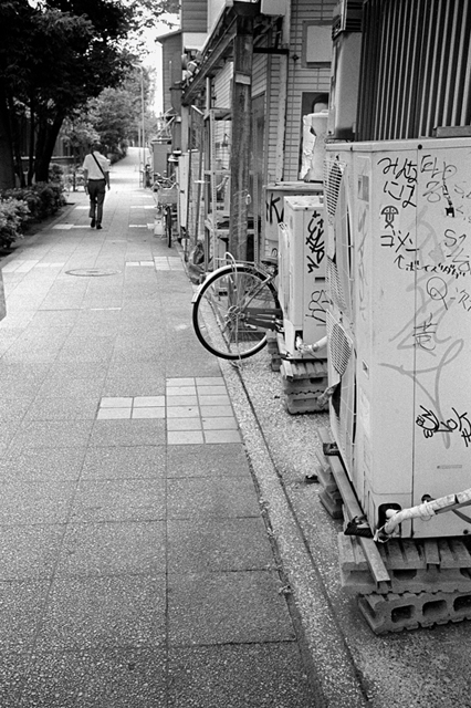 Uʐ^Ao f-2013.07.13Yokohama-IKON-Y2-Summaron35mmF3.5-400TX-016.jpg 2013.07.13<BR>l<BR>IKON Y2 Summaron35/3.5<BR>400TX D76 1:1