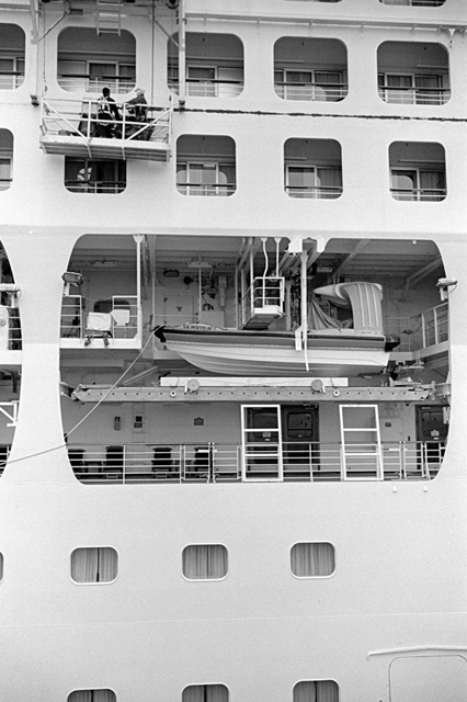 Uʐ^Ao f-2013.07.14Yokohama-IKON-Y2-Summaron35mmF3.5-400TX-23.jpg 2013.07.14<BR>l<BR>IKON Y2 Summaron35/3.5<BR>400TX D76 1:1