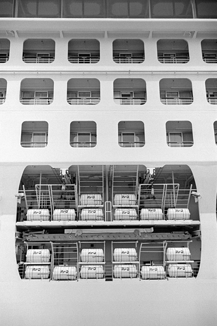 Uʐ^Ao f-2013.07.14Yokohama-IKON-Y2-Summaron35mmF3.5-400TX-26.jpg 2013.07.14<BR>l<BR>IKON Y2 Summaron35/3.5<BR>400TX D76 1:1