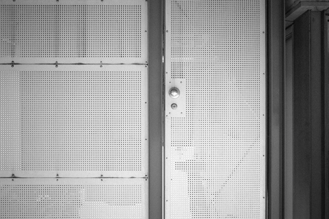 Uʐ^Ao f-2013.08.11Yokohama-IKON-Elmarit28mmF2.8-PN400N-139.jpg 2013.08.11<BR>l<BR>IKON Elmarit28/2.8<BR>PN400N