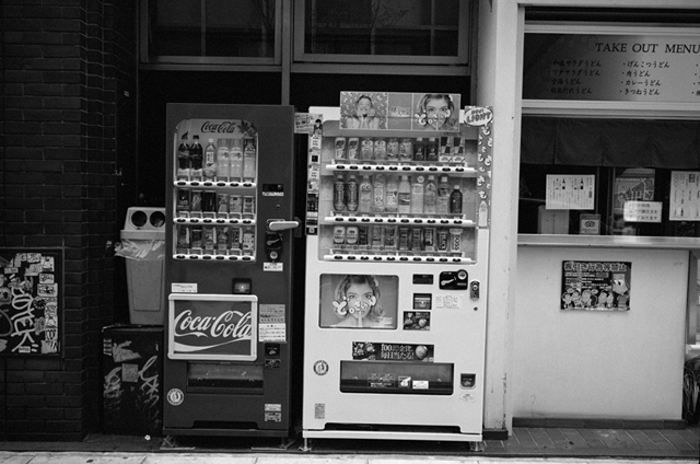 Uʐ^Ao f-2013.09.29Shinjuku-M4-Summilux35mmF1.4-BW400CN-02.jpg 2013.09.29<BR><BR>M4 Summilux35/1.4<BR>BW400CN