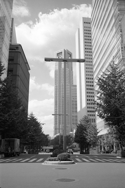 Uʐ^Ao f-2013.09.29Shinjuku-M4-Summilux35mmF1.4-BW400CN-13.jpg 2013.09.29<BR><BR>M4 Summilux35/1.4<BR>BW400CN