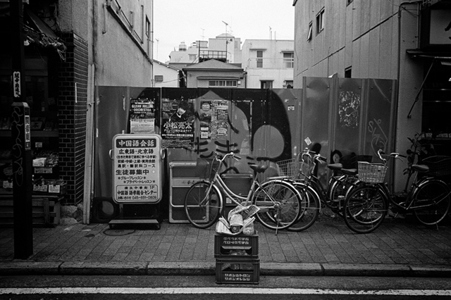 Uʐ^Ao f-2013.11.10-2Yokohama-M4-Summilux35mmF1.4-400TX-19.jpg 2013.11.10<BR>l-2<BR>M4 Summilux35mmF1.4<BR>400TX D76 1:1