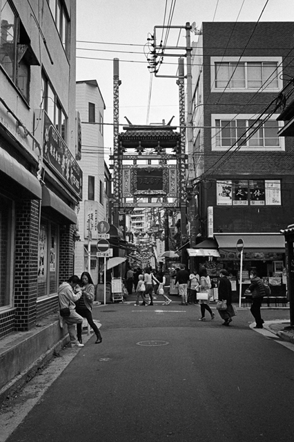 Uʐ^Ao f-2013.11.10-2Yokohama-M4-Summilux35mmF1.4-400TX-23.jpg 2013.11.10<BR>l-2<BR>M4 Summilux35mmF1.4<BR>400TX D76 1:1