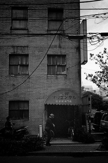Uʐ^Ao f-2013.11.10-2Yokohama-M4-Summilux35mmF1.4-400TX-27.jpg 2013.11.10<BR>l-2<BR>M4 Summilux35mmF1.4<BR>400TX D76 1:1