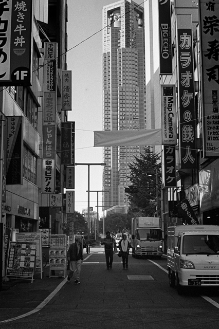 Uʐ^Ao f-2013.11.23Tokyo&Yokohama-IKON-Summilux50mmF1.4-400TX-04.jpg 2013.11.23<BR>El<BR>IKON Summilux50mmF1.4<BR>400TX D76 1:1