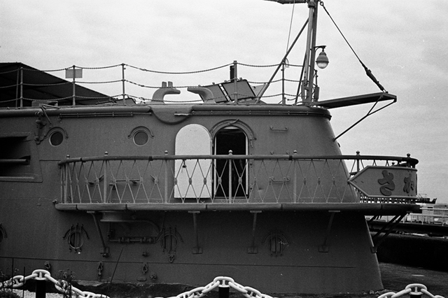 Uʐ^Ao f-2013.12.08Yokosuka-Mikasa-M4-Summilux50mmF1.4-400TX-05.jpg 2013.12.08<BR>{ O}<BR>M4 Summilux50mmF1.4<BR>400TX D76 1:1