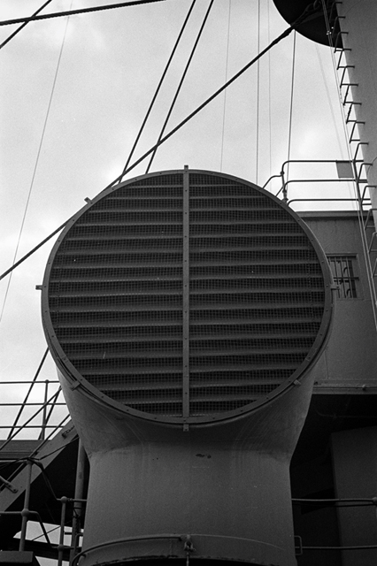 Uʐ^Ao f-2013.12.08Yokosuka-Mikasa-M4-Summilux50mmF1.4-400TX-25.jpg 2013.12.08<BR>{ O}<BR>M4 Summilux50mmF1.4<BR>400TX D76 1:1