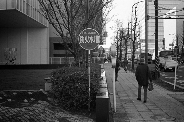 Uʐ^Ao f-2013.12.21Shin-yokohama-M4-Summilux50mmF1.4-400TX-004.jpg 2013.12.21<BR>Vl<BR>M4 Summilux50mmF1.4<BR>400TX D76 1:1