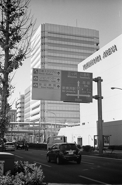 Uʐ^Ao f-2013.12.21Shin-yokohama-M4-Summilux50mmF1.4-400TX-013.jpg 2013.12.21<BR>Vl<BR>M4 Summilux50mmF1.4<BR>400TX D76 1:1