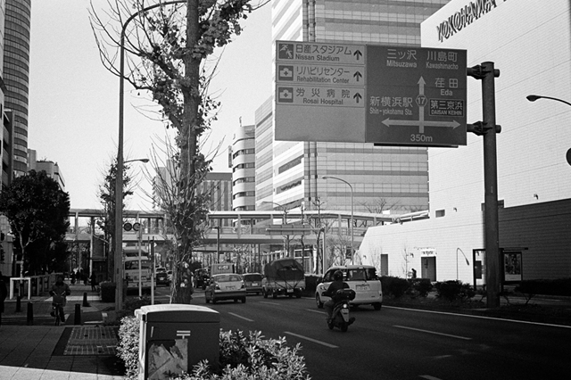 Uʐ^Ao f-2013.12.21Shin-yokohama-M4-Summilux50mmF1.4-400TX-016.jpg 2013.12.21<BR>Vl<BR>M4 Summilux50mmF1.4<BR>400TX D76 1:1