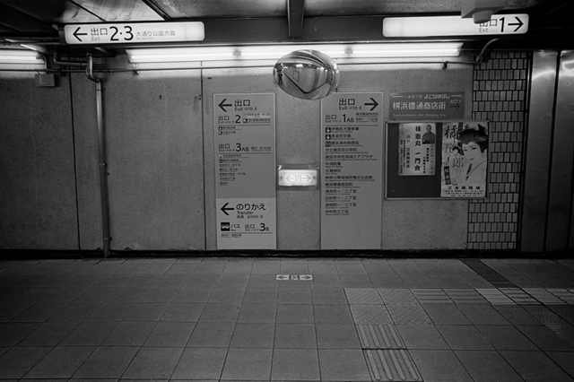 Uʐ^Ao f-2014.01.26Yokohama-M3-Elmarit21mmF2.8ASPH-400TX-D76-undiluted-03.jpg 2014.01.26<BR>l<BR>M3 Elmarit21mmF2.8ASPH<BR>400TX D76 undiluted