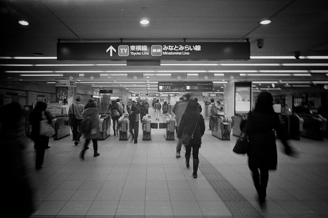 Uʐ^Ao f-2014.02.16Yokohama-M3-SuperAngulon21mmF4-400TX-D76-undiluted-12.jpg 2014.02.16<BR>l<BR>M3 SuperAngulon21mmF4<BR>400TX D76 undiluted