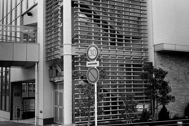 Uʐ^Ao f-2014.02.23Yokohama-F2T-Ai50mmF1.8S-400TX-D76-undiluted-003.jpg 2014.02.23<BR>l<BR>F2T-AS Ai50mmF1.8S<BR>400TX D76 undiluted