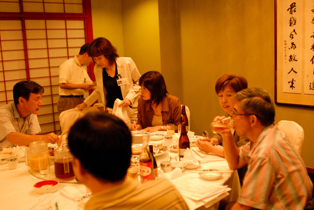 1970年卒業 西谷中学校同窓会 f-2006.09.16-200_0250.jpg 2006.09.16<BR>西谷中学同窓会<BR>幹事会