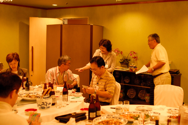 1970年卒業 西谷中学校同窓会 f-2006.09.16-200_0469.jpg 2006.09.16<BR>西谷中学同窓会<BR>幹事会