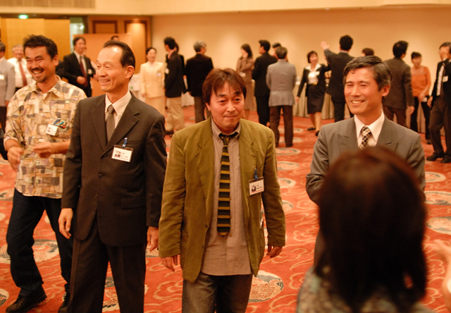 1970年卒業 西谷中学校同窓会 f-20061028-06183412000.jpg 2006.10.28<BR>1970年卒業<BR>西谷中学同窓会