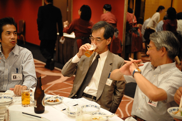 1970年卒業 西谷中学校同窓会 f-2008.09.20-2105.jpg 2008.09.20<BR>1970年卒業<BR>西谷中学同窓会