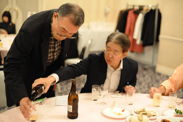 1970年卒業 西谷中学校同窓会 f-2010.10.30Nishiya-127-0384.jpg 2010.10.30<BR>1970年卒業<BR>西谷中学同窓会