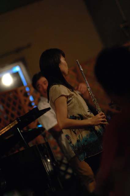 ���U���ʐ^�A���o�� f-2007.06.09-0031.jpg 2007.06.09<BR>Trio255+<BR>Lafu & Sting