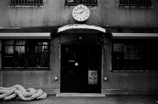 ���U���ʐ^�A���o�� f-2009.11.08Yokohama-IIIf-Summicron35mmF2-ACROS100-410.jpg 2009.11.08<BR>���l<BR>�Vf Summicron35/2<BR>ACROS100 D76 1:1