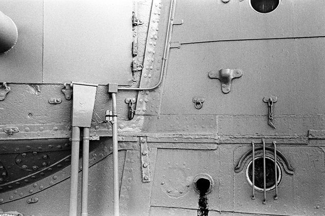 ���U���ʐ^�A���o�� f-2009.12.27-30Ebisu-Yokosuka-IIIf-Summicron35mmF2-Y2-PRESTO400-008.jpg 2009.12.27-30<BR>�b����E���{��<BR>�Vf Summicron35/2 Y2<BR>PRESTO400 D76 1:1
