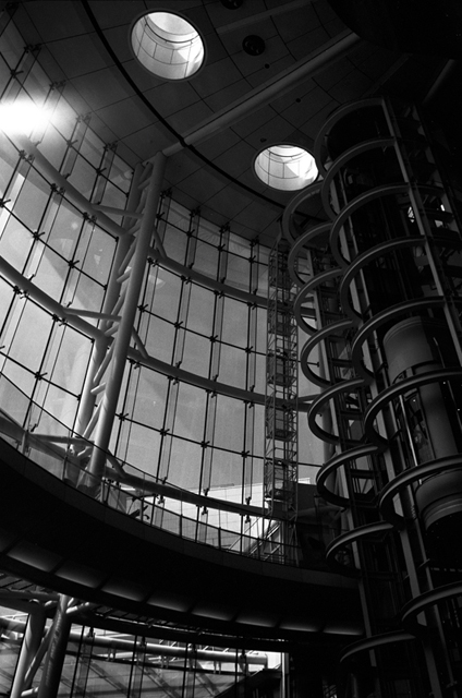���U���ʐ^�A���o�� f-2010.03.22Haneda-Ikon-Summicron35mmF2-ACROS100-089.jpg 2010.03.14-22<BR>���l�E�H�c<BR>�Vf Summicron35/2<BR>ACROS100 D76 1:1