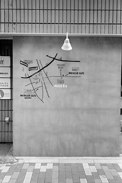 ���U���ʐ^�A���o�� f-2013.07.06Ebisu-IKON-Summaron35mmF3.5-400TX-036.jpg 2013.07.06<BR>����<BR>IKON Summaron35/3.5<BR>400TX D76 1:1