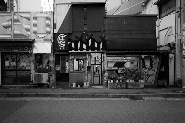 ���U���ʐ^�A���o�� f-2013.07.25Tsurumi-GRD5-04.jpg 2013.07.25<BR>���l<BR>GRD5