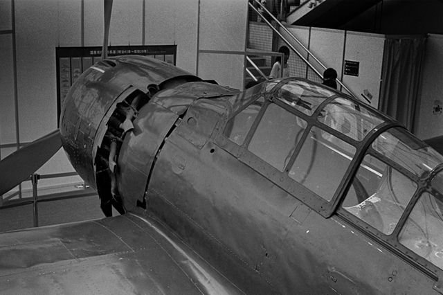 ���U���ʐ^�A���o�� f-2013.08.14Tokorozawa-IKON-Elmarit28mmF2.8-400TX-035.jpg 2013.08.14<BR>����<BR>IKON Elmarit28/2.8<BR>400TX D76 1:1
