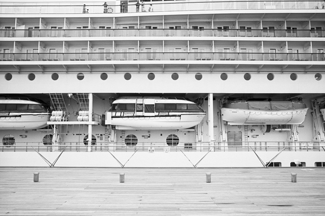 ���U���ʐ^�A���o�� f-2013.08.24Yokohama-IKON-Elmarit28mmF2.8-ACROS100-025.jpg 2013.08.24<BR>���l<BR>IKON Elmarit28/2.8<BR>ACROS100 D76 1:1