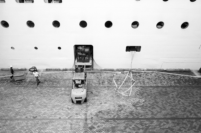 ���U���ʐ^�A���o�� f-2013.08.24Yokohama-IKON-Elmarit28mmF2.8-ACROS100-027.jpg 2013.08.24<BR>���l<BR>IKON Elmarit28/2.8<BR>ACROS100 D76 1:1