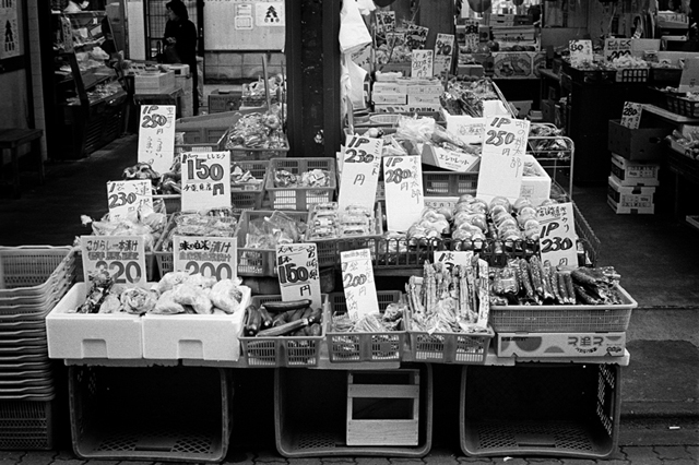 ���U���ʐ^�A���o�� f-2013.11.23Tokyo&Yokohama-IKON-Summilux50mmF1.4-400TX-36.jpg 2013.11.23<BR>�����E���l<BR>IKON Summilux50mmF1.4<BR>400TX D76 1:1