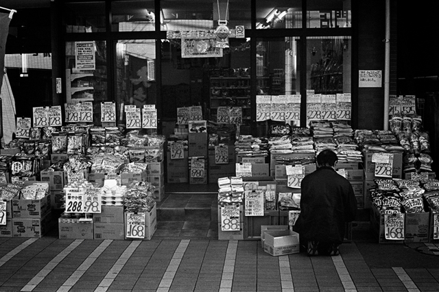 ���U���ʐ^�A���o�� f-2013.12.15Yokohama-M4-Summilux50mmF1.4-400TX-51.jpg 2013.12.15<BR>���l<BR>M4 Summilux50mmF1.4<BR>400TX D76 1:1