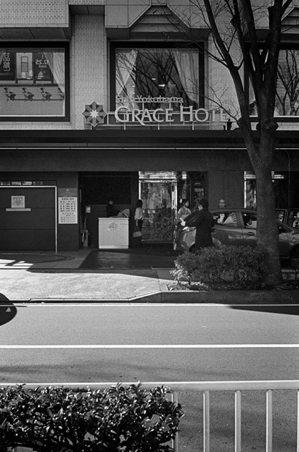 ���U���ʐ^�A���o�� f-2013.12.21Shin-yokohama-M4-Summilux50mmF1.4-400TX-034.jpg 2013.12.21<BR>�V���l<BR>M4 Summilux50mmF1.4<BR>400TX D76 1:1