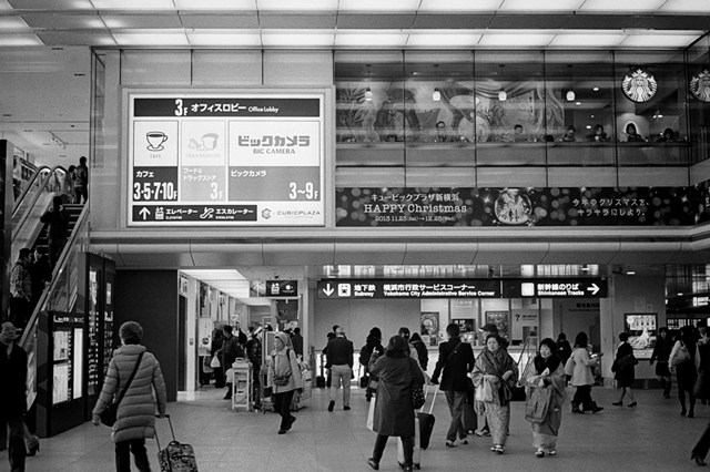 ���U���ʐ^�A���o�� f-2013.12.21Shin-yokohama-M4-Summilux50mmF1.4-400TX-036.jpg 2013.12.21<BR>�V���l<BR>M4 Summilux50mmF1.4<BR>400TX D76 1:1